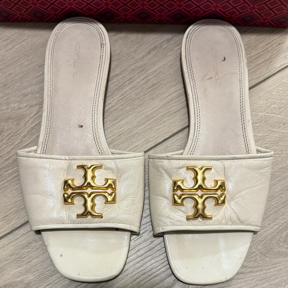 Tory Burch Ivory Slides with Gold Emblem - Picture 2 of 2